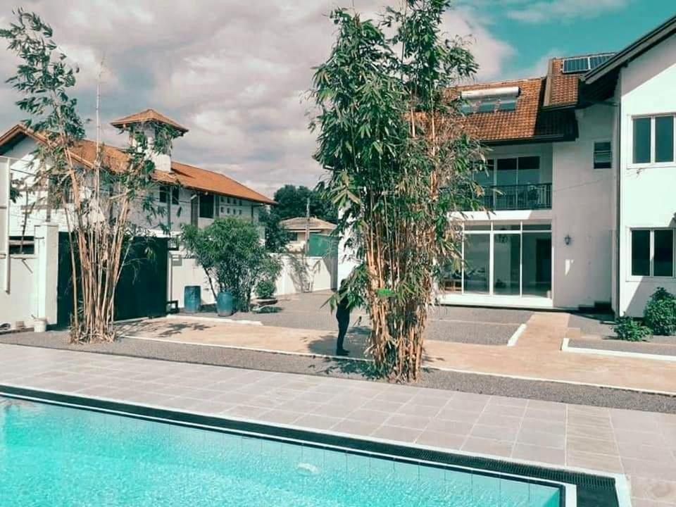 Aradhana Airport Transit Hotel Katunayaka Extérieur photo