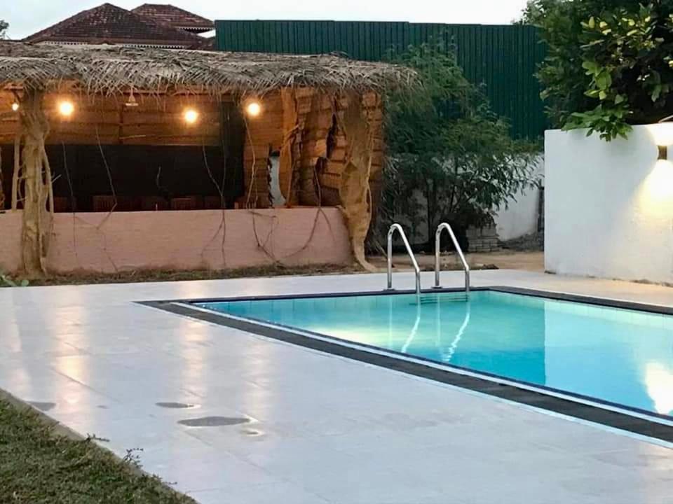 Aradhana Airport Transit Hotel Katunayaka Extérieur photo